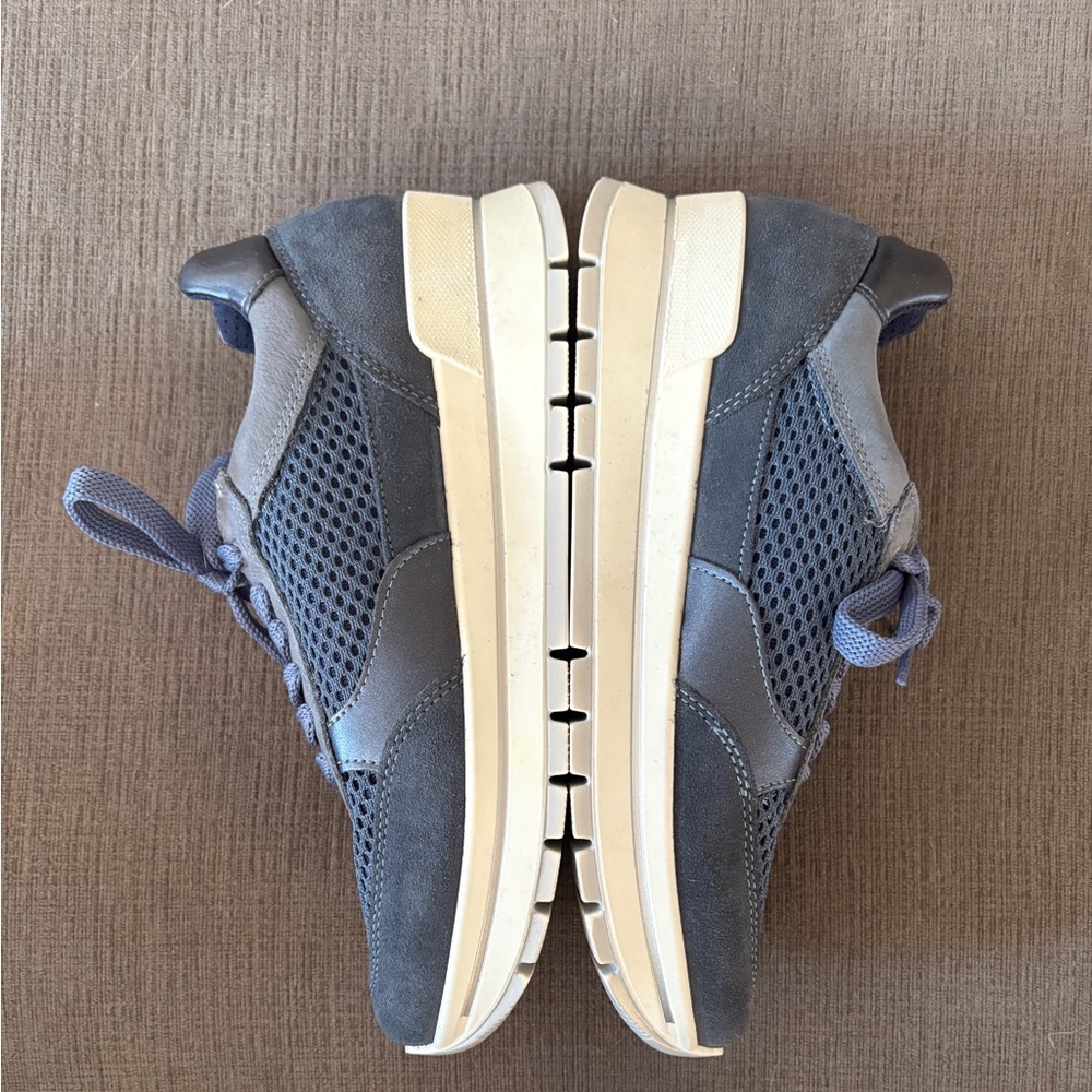 igi & Co blue women’s  sneaker NWTs- 8 - Picture 7 of 7